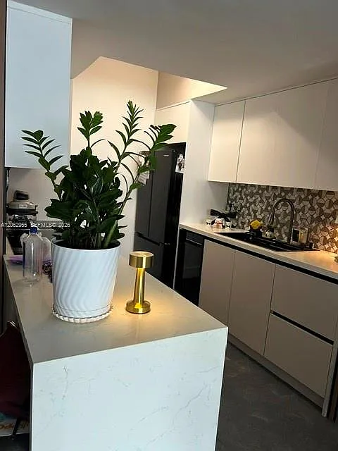 Villas De Tuscany Condo — Photo 2