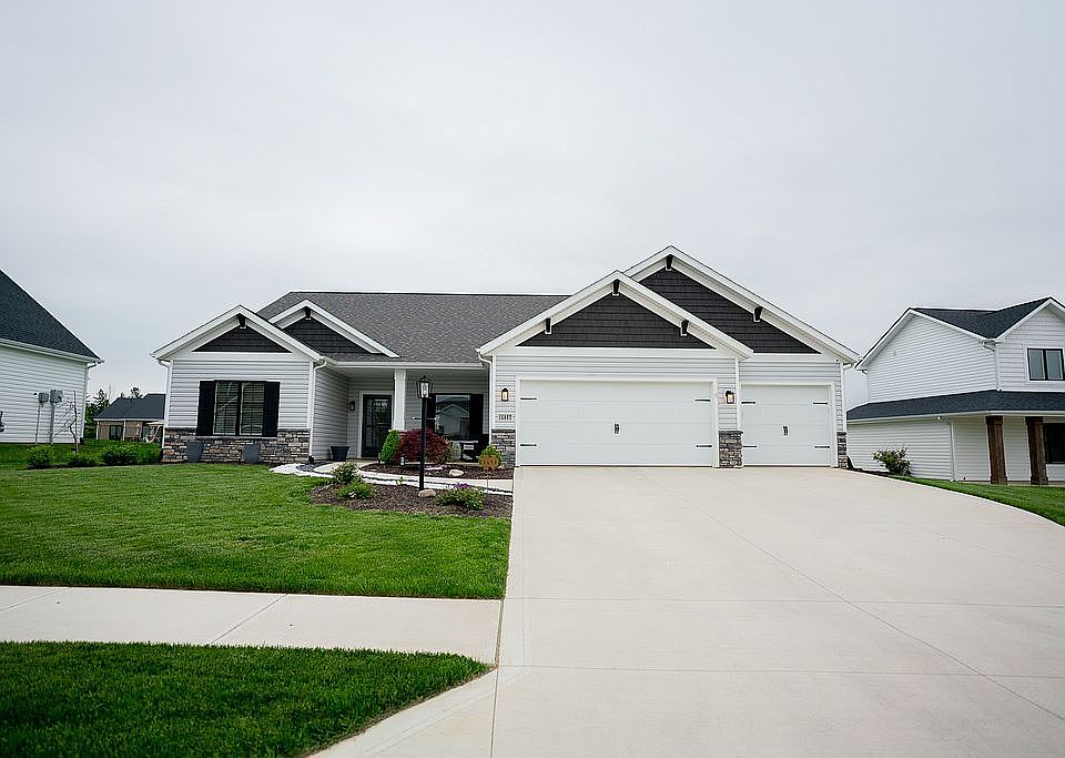 1st image of 15057 Leo Creek Blvd