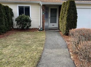 793 Williamsburg Cir, Warwick, RI 02886