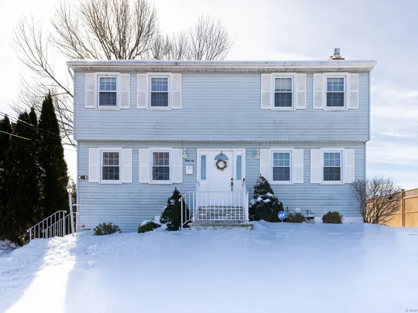 31 Partridge Drive, Waterbury, CT 06708