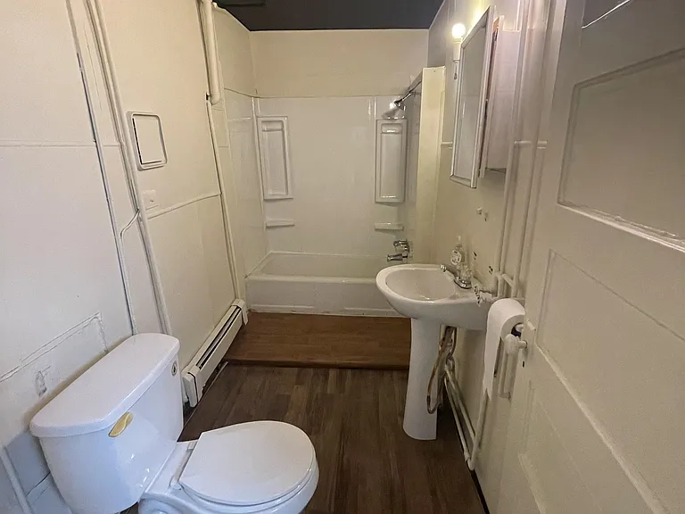 129 E Main St #1 — Photo 6