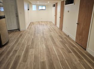 3843 W Lexington St #B, Chicago, IL 60624