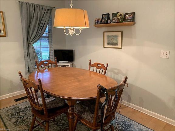 3rd image of 6021 Cabot Ct #6021