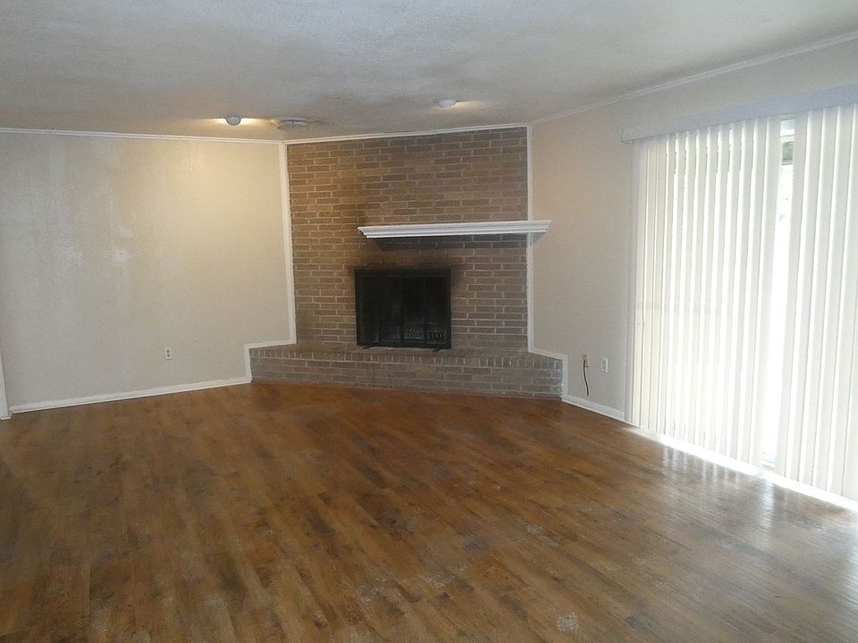 1st image of 981 Washington Blvd