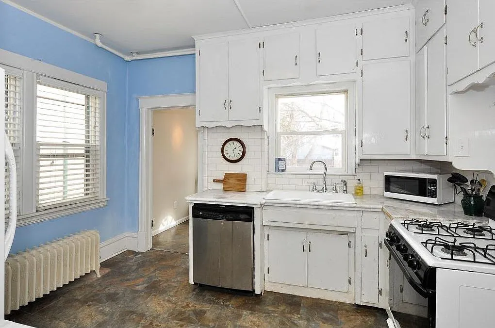 5 bed, $2,055 — Photo 3