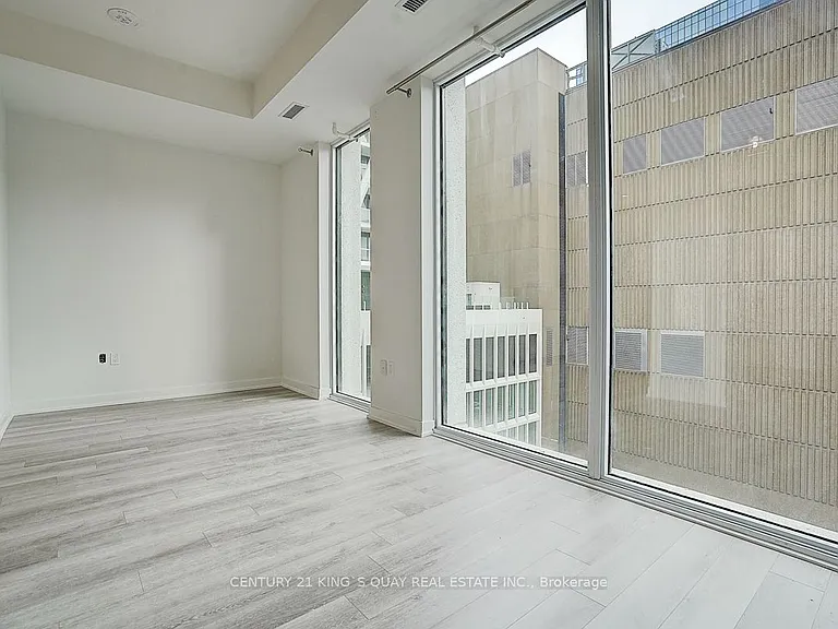 121 Saint Patrick St #722 — Photo 23