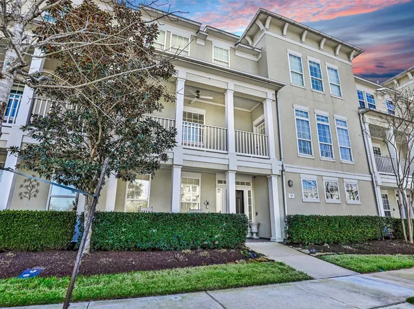 135 Low Country Ln, Spring, TX 77380