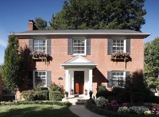 3 Highgate Rd, Saint Louis, MO 63132