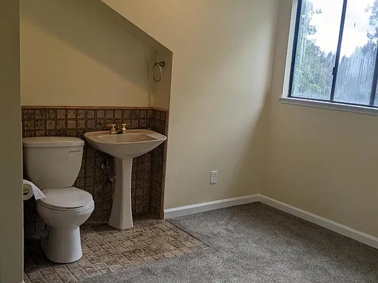 15180 Bancroft Rd — Photo 22