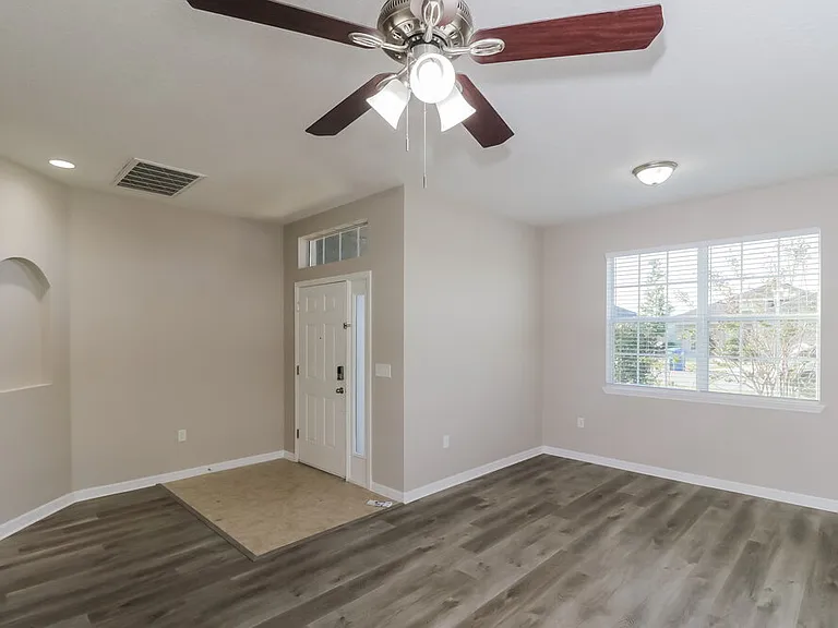 30745 Water Lily Dr — Photo 4