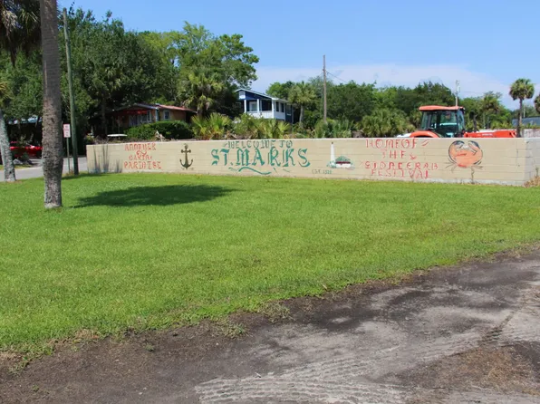 1 Hobbs Way #A, Saint Marks, FL 32355