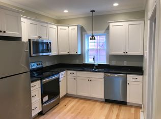 544 Main St #3, Sturbridge, MA 01518