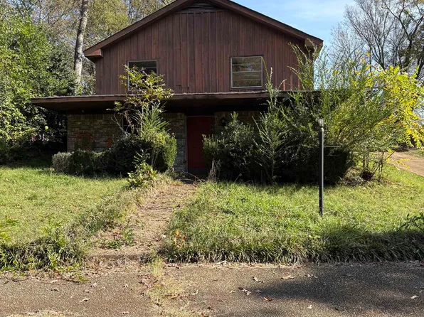 1218 Wildwood Park Rd, Florence, AL 35630