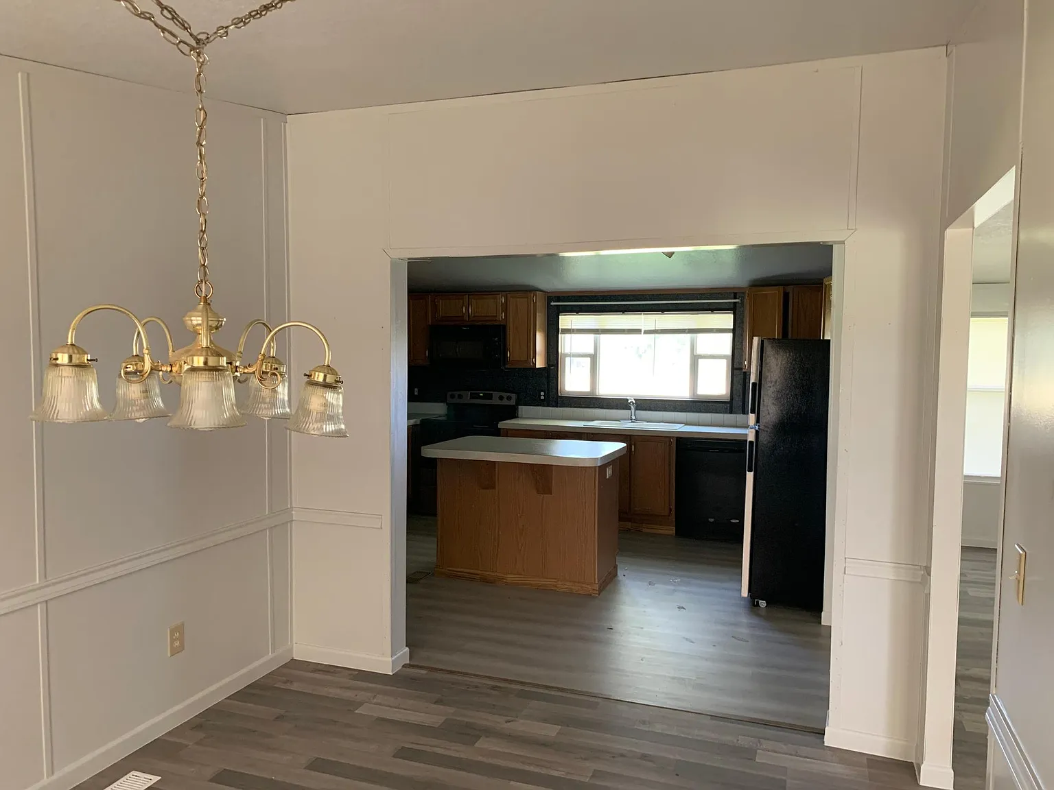 4 bed, 1624 sqft, $2,600 — Photo 3