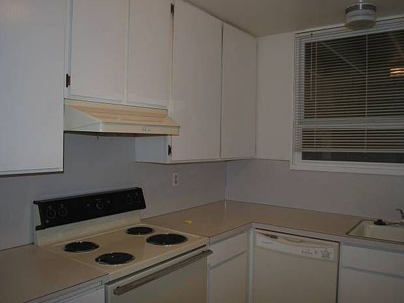 Stove/Kitchen