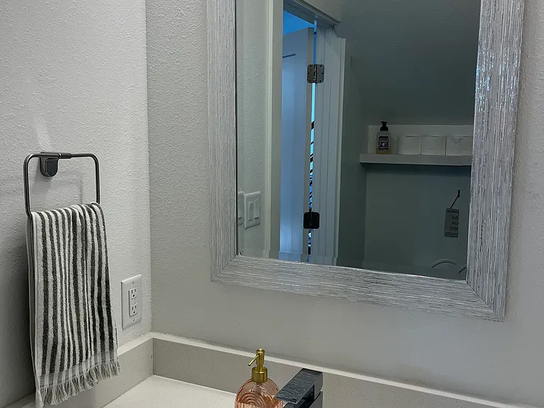 718 Orange St — Photo 22