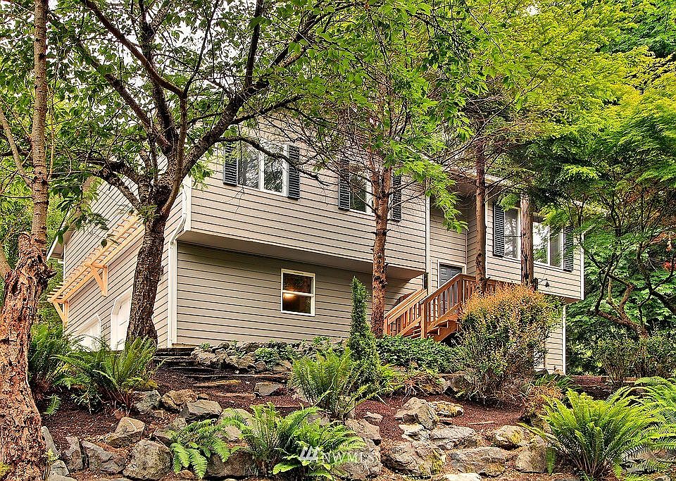 1st image of 4606 141 St. Street NW