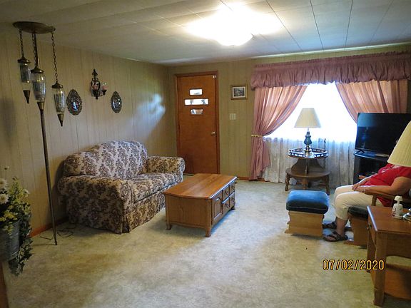 3rd image of 1792 W County Road 50 S