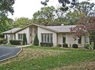 210 Hickory Ct, Hamilton, IL 62341