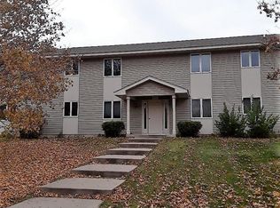 870 E 6th St #C, New Richmond, WI 54017