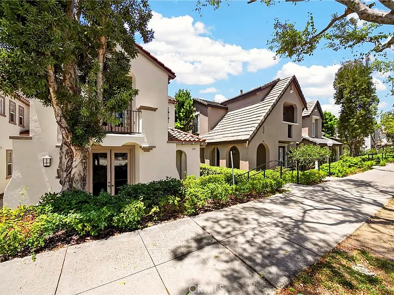 1300 McFadden Dr — Photo 35
