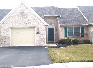 33 Sanibel Ln, Chambersburg, PA