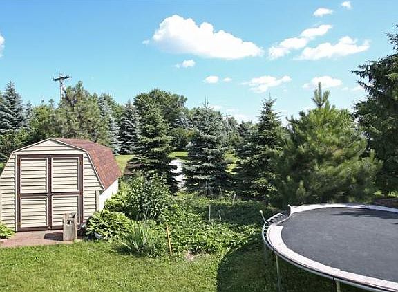 5th image of 203 Tiffany Dr