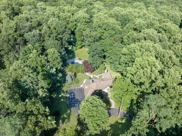 21 N Gate Rd, Mendham Twp., NJ 07945