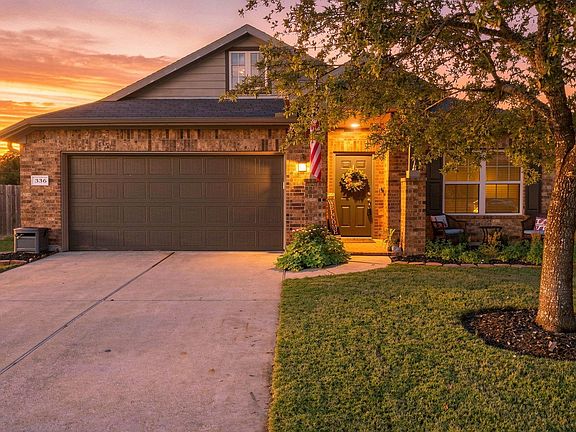 2nd image of 336 Country Crossing Cir
