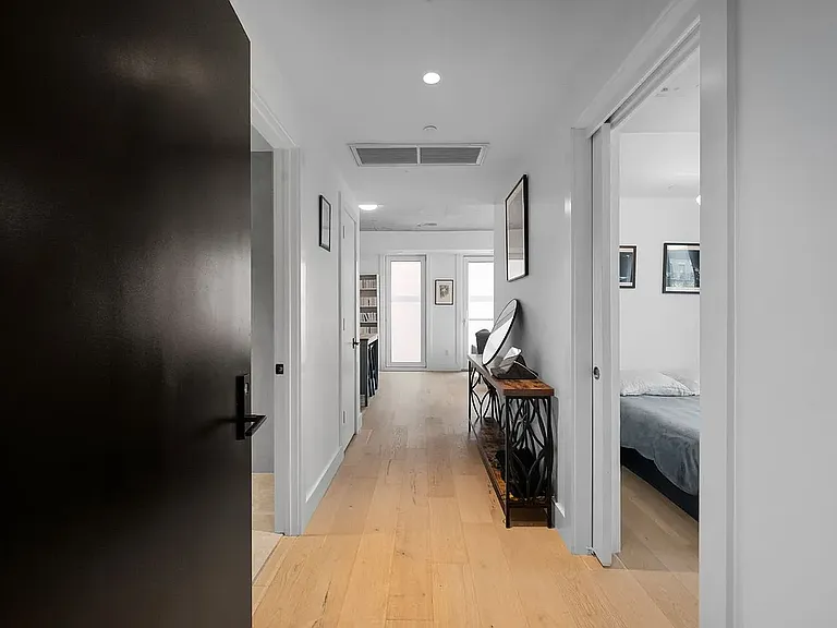 169 Huron St #4A — Photo 12