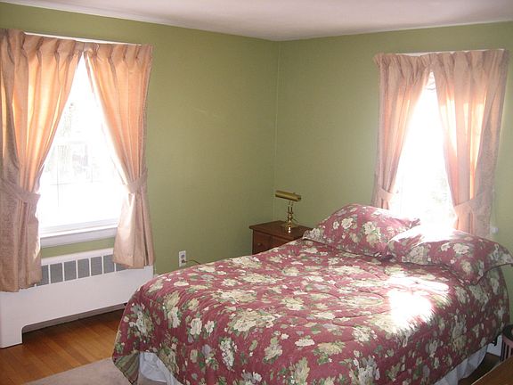 2nd Floor Bedroom #2