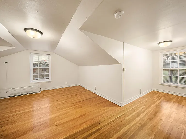 OPQ Master Bedroom Upstairs
