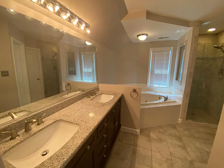 115 E Wedgwood Dr — Photo 15