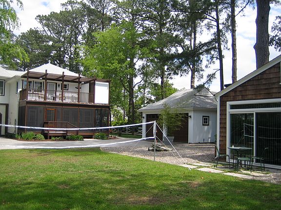 Carriage House and Garage