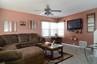2nd image of 21330 W Arbor Ln