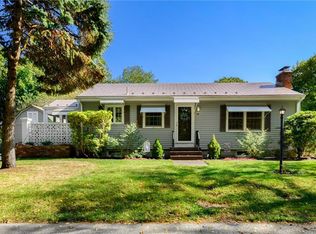 48 Barker St, Warwick, RI 02888