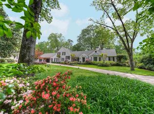 376 S Mendenhall Rd, Memphis, TN 38117