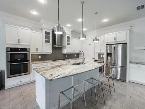 1488 Mockingbird Dr, Naples, FL 34120