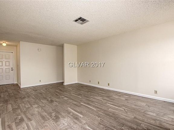 3rd image of 1761 Desert Flower Dr
