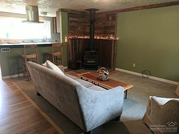 2nd image of 20817 Desert Woods Dr
