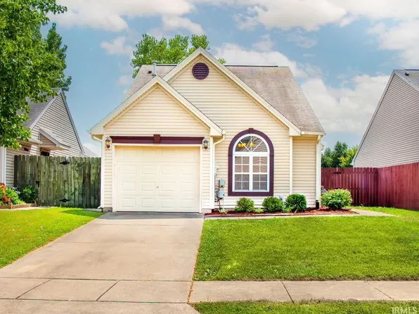 10010 Galleon Ct, Evansville, IN 47725