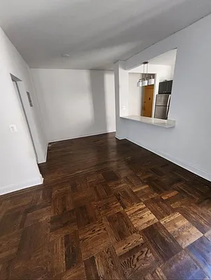 Rented by Grand Group Realty | media 4
