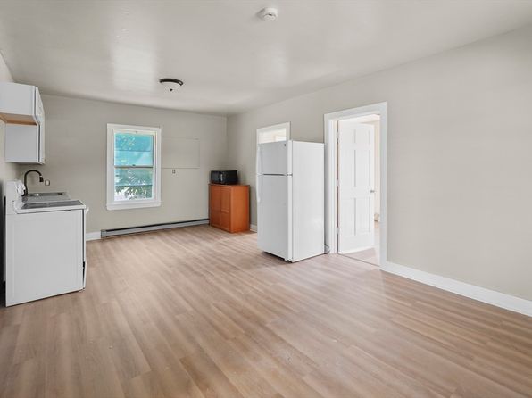 32 Worcester Rd #1