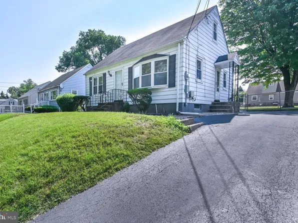 181 Green Ln, Ewing, NJ 08638