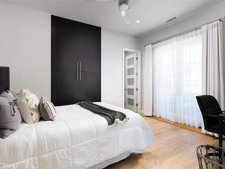 410 Arenoso Ln #301 — Photo 30