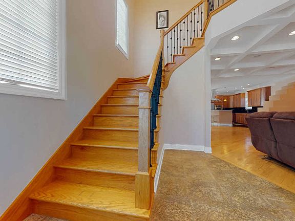 2nd image of 4328 N Nordica Ave