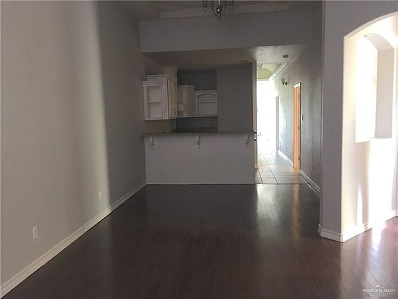 4th image of 1517 New Orleans Cir