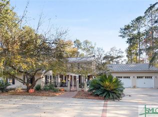 386 Fox Hollow Cir, Hinesville, GA 31313