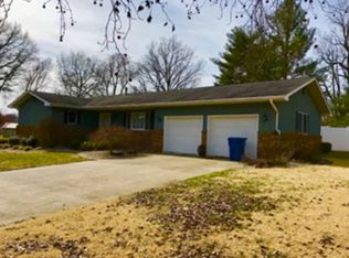 5 Parkhurst Pl, Fairfield, IL