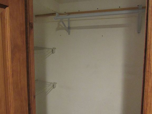 4th image of 3426 Kings Hwy #1